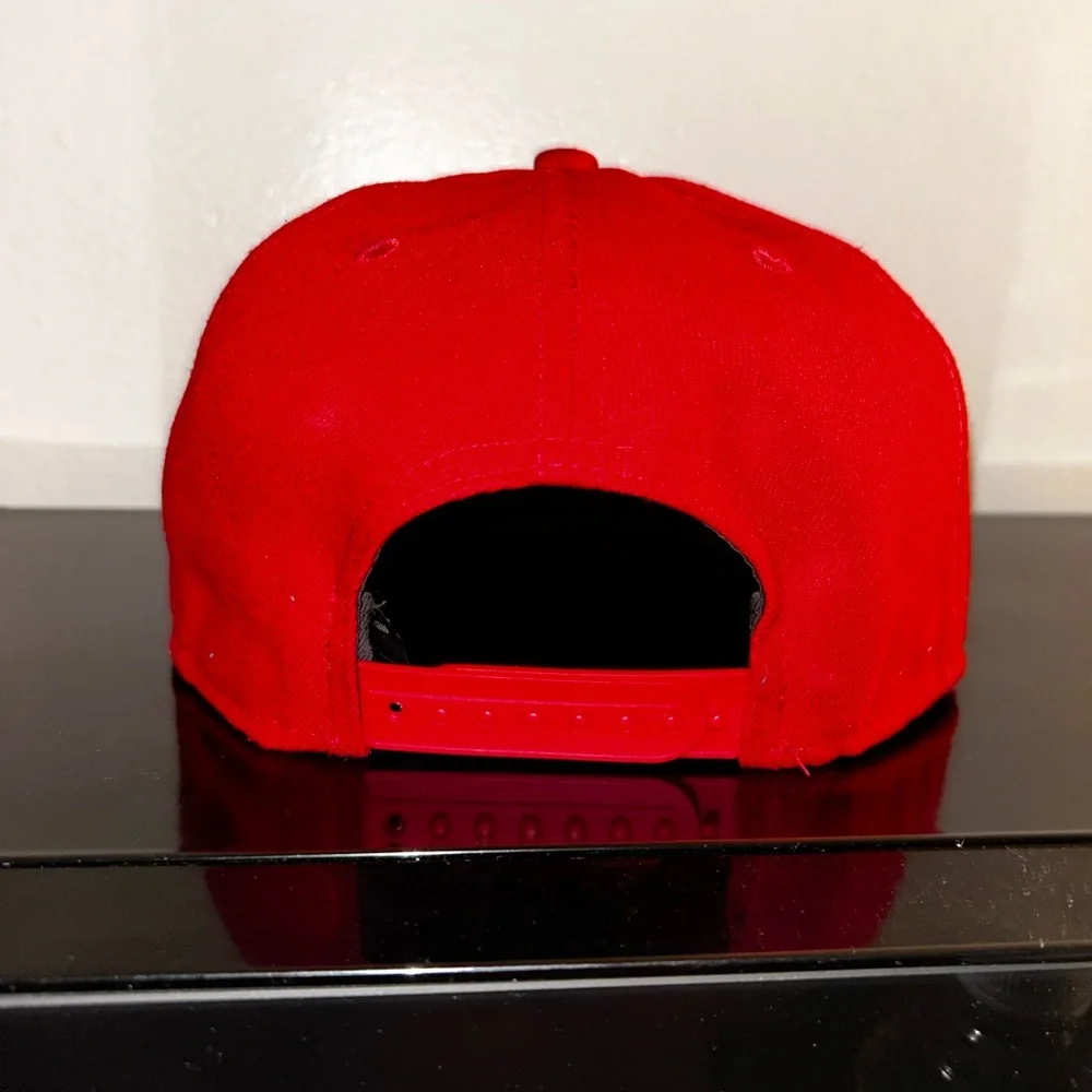 Red MLB New York Yankees Snapback Hat - 9FIFTY Baseball Cap - Picture 5 of 8